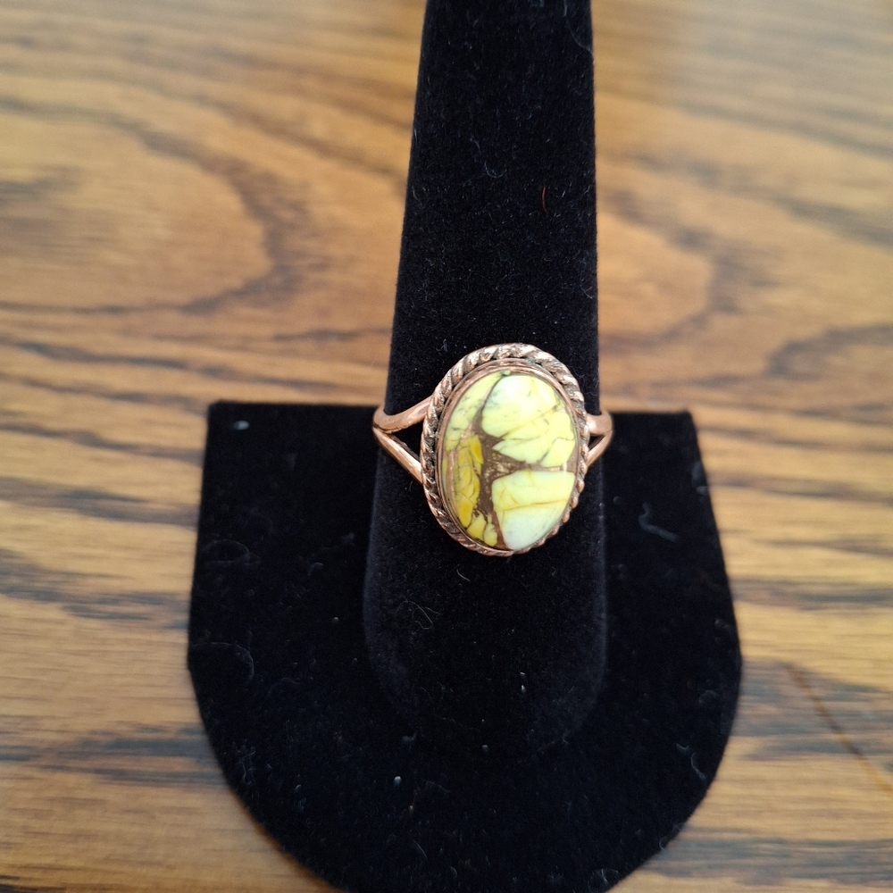 Honey Dahlia Natural Oval Stone Copper Size 8. 5 Ring